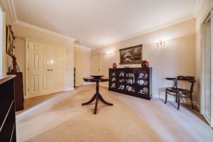 Dining Room- click for photo gallery